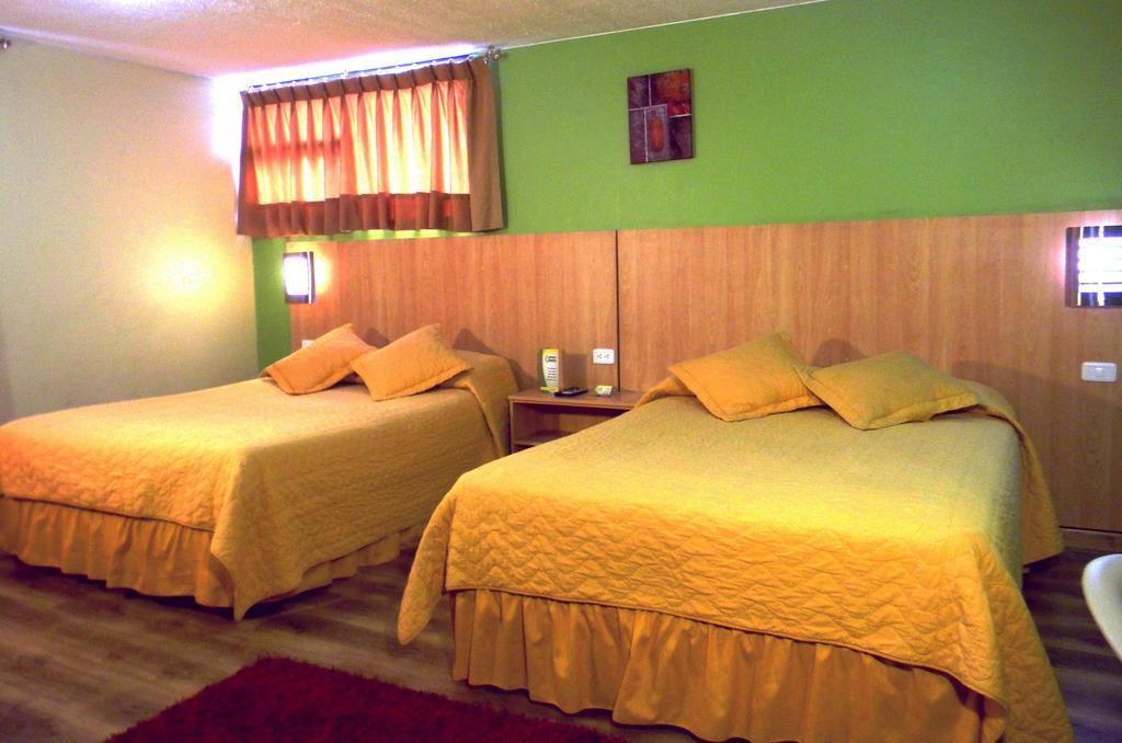 Hostal Terra 3 - Base Aerea Quito Dış mekan fotoğraf