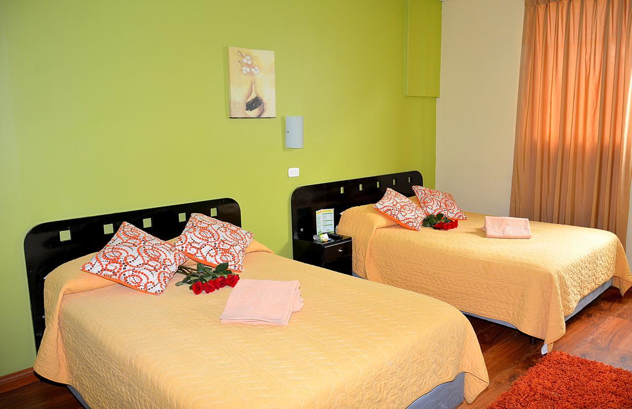 Hostal Terra 3 - Base Aerea Quito Dış mekan fotoğraf